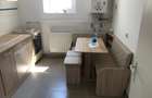Inchiriez apartament 3 camere zona centrala - 1
