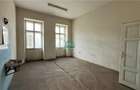 Vand spatiu comercial in Reghin ultracentral cu suprafata utila 1863 mp
