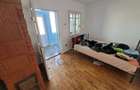 Zona Dambovita. 2 Case. Teren 933 mp.
