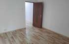 Vand apartament cu 2 camere