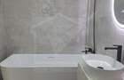 Apartament 2 camere, central Floresti - 3