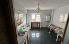 Apartament de inchiriat, zona Unirii, colt cu Patriei. - 1