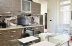 Apartament central cu 3 camere in Oradea - 2