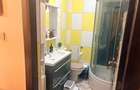 Vand apartament pe 2 niveluri