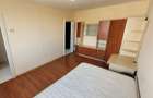 Proprietar  apartament o camera,  centrala termica, izolat exterior zona Mircea  - 5