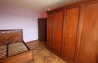 Proprietar vand apartament cu 3 camere, Zona Shopping City, complet decomandat