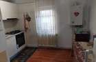 Proprietar vand apartament 3 camere - 1