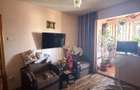 Vand apartament zona micro 5