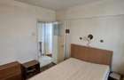 De vanzare - Apartament semidecomandat Piata Progresul