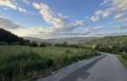 Priveliste superba teren ideal vile sau camping utilitati la strada - 7