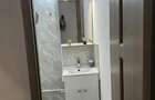 Vanzare apartament cu 3 camere si 2 bai,  decomandat,  renovat,  parter zona CET - 6