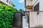 Vilă tip bloc 12 camere, 2 garaje 2 boxe  zona Tomis 1  Flămânda - 30