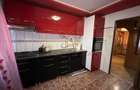 3 camere | 2 bai |  bucatarie inchisa | Etaj 2 | Centrala proprie - 1