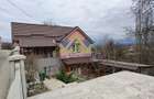Casa de vanzare in Ghelari liniste, natura si spatiu generos! Schimb - 12