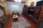 Apartament cu 3 camere de vanzare - 1