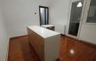 Apartament cu 3 camere, 81 mp, zona Central