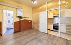 Corp de casa cu farmec autentic,4 camere, parcare,curte,dublu potential,Central,