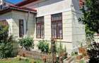 Casă cu Teren 820 Mp în Central - 3