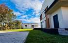 Direct proprietar vand duplex finisat lux la cheie in spate la Jysk