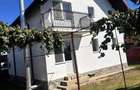 De vanzare casa noua din caramida, P+M,teren de 3000 mp,8 min de Roman - 2