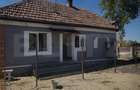 Vand casa in Petin Satu Mare