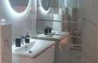 Dau in chirie apartament str Lamaitei