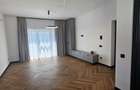 Vand apartament de 3camere+ 2locuri de parcare situat pe E.Bieltz,et.1 - 5