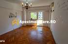 Apartament 4 camere de vanzare Unirii Parcare Privata / Garaj - 1