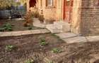 Vand casa batraneasca din caramida cu teren 3120 de mp, 29.950 de euro negociabil - 1