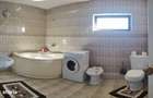 De vanzare Apartament 200 mp,pe 2 nivele - 4