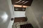 Inchiriez apartament cu 2 camere decomandat str Magheru etaj 1 - 5