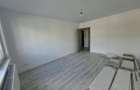 P-ta Revolutiei ap. 2 camere, decomandat, etaj 1, finisat recent - 1