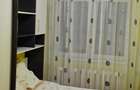 Inchiriez in Focsani,zona Bahne,vis a vis de centrul educational,apartament 3 camere,50 mp,mobilat,300 euro +o luna avans