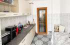 Apartament 2 camere decomandat,mobilat, utilat,etaj 1 zona linistita cu parc si vedere la Dunare - 2