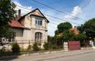 Apartament la casa cu teren, garaj in Centrul Sibiului Strada Hegel - 11