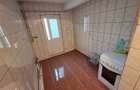 Apartament 3 Camere, Complet Renovat Zona Pia?a Vest, 70mp, etajul.3 - 12