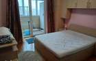 Ap. 2 camere decomandate, cu parcare, in spate la VIVO - 2
