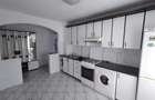 Apartament 2 camere + demisol, zona Stefan cel Mare