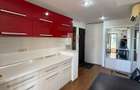 Vand apartament doua camere decomandat etaj 4/4 , strada Varful cu Dor nr 1 - 8