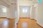 Spatiu comercial. Zona Mall (Eon). Ideal pt birou sau cabinet! - 2