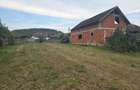 Vand casa loc SUMUGIU, sc 200 mp , parte casa noua la rosu , teren 2670 mp, la sosea, front mare