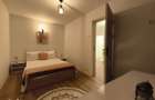 Apartament cu 3 camere semidecomandat în Casa de Cultură - 1