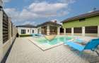 Vila cu piscina, Valu lui Traian , 4 camere, garaj, parcare, centrala - 17