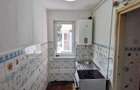 Vand apartament cu trei camere