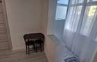 Inchiriez apartament,Trivale2 scoala 13, piata,statie , mobilat Nou,Ac