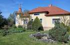 Loc. Hideaga casa dispusa pe parter, suprafata 193 mp + anexa 103 mp, teren 23 ari