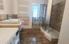 Vilă spatioasa de 500mp cu 7 camere si gradina privata