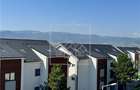 Penthouse cu 3 camere, 2 bai si balcon - la cheie - 1