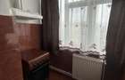 Vand apartament cu 3 camere la etajul 4 - 4