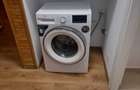 Inchiriez apartament 2 camere.